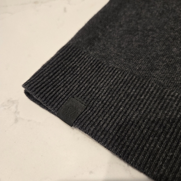 Lululemon Cotton-Cashmere Blend Crewneck Sweater Heathered Black Gray Size 4 - Picture 6 of 8